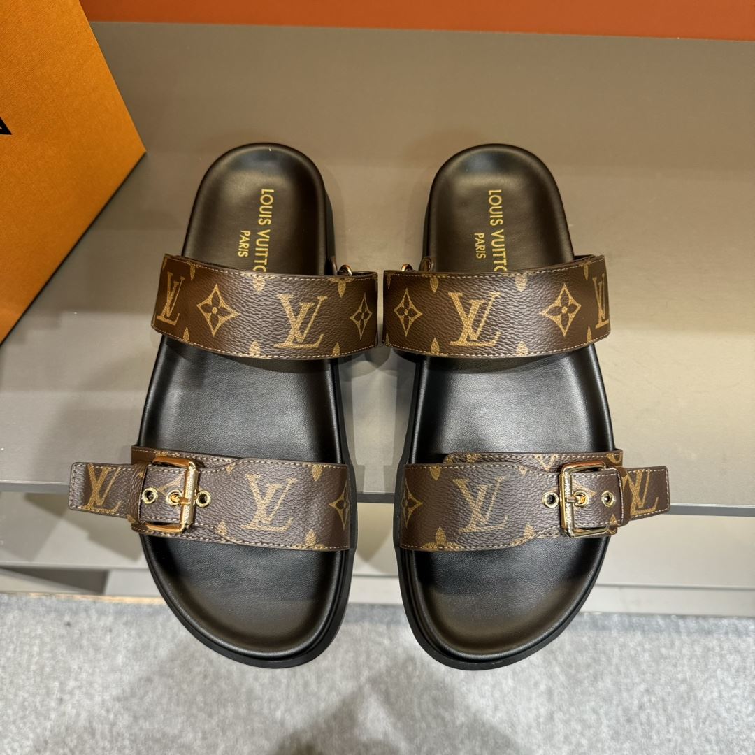 Louis Vuitton Slippers